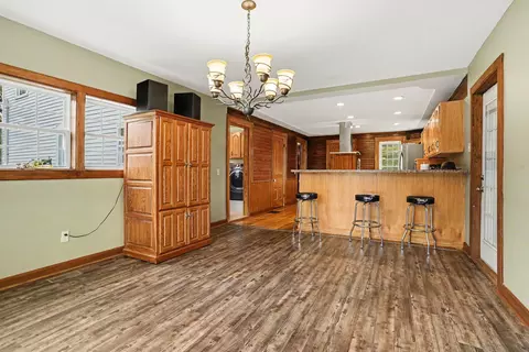 Dining - 12200 North Ave, Bellevue, MI 49021 photo 1 of 2
