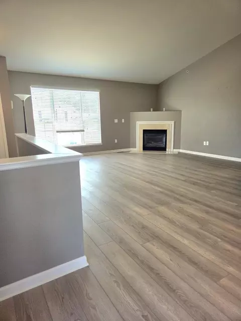 Living - 404 Riversedge Dr, Saline, MI 48176 photo 5 of 5