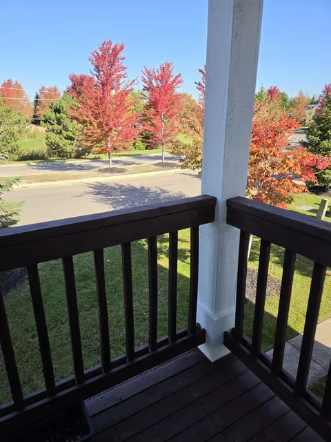 Exterior - 404 Riversedge Dr, Saline, MI 48176 photo 2 of 4