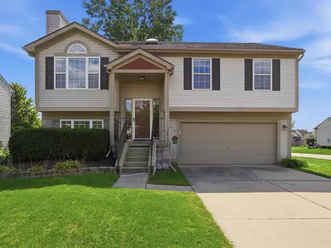 7752 Bay Tree Dr, Ypsilanti, MI 48197