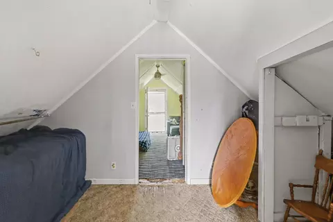 Entry Way - 340 E Main St, Hudson, MI 49247 photo 3 of 4