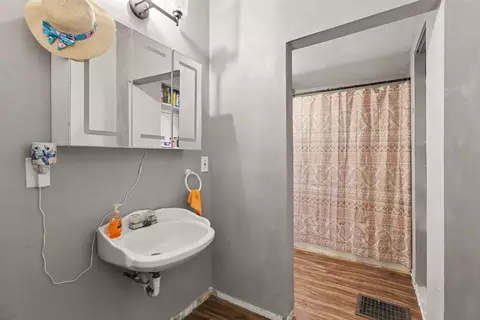 Bath - 340 E Main St, Hudson, MI 49247 photo 2 of 2