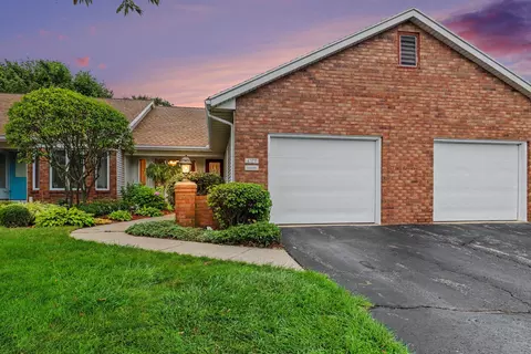 4377 Redbush Dr SW, Grandville, MI 49418