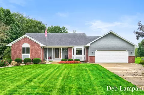 2008 Pleasant Pond Dr SW, Byron Center, MI 49315
