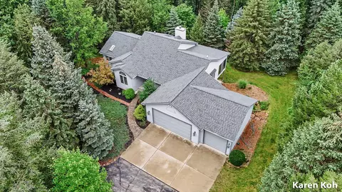 7079 Herrington Ave NE, Belmont, MI 49306