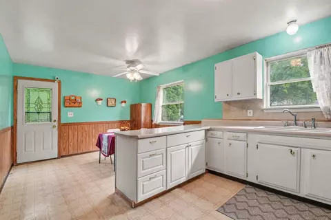Kitchen - 893 Maplehill Ave SE, Ada, MI 49301 photo 1 of 2