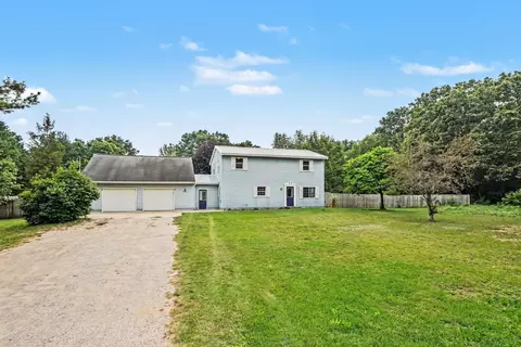 12876 Ferris St, Grand Haven, MI 49417
