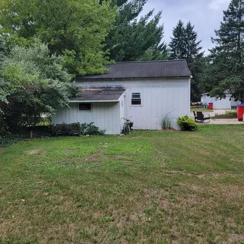 Exterior - 8 E Barton St, Newaygo, MI 49337 photo 8 of 8