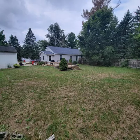Exterior - 8 E Barton St, Newaygo, MI 49337 photo 3 of 8