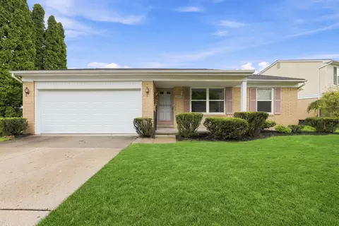 29253 Perth St, Livonia, MI 48154