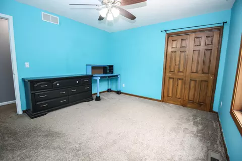 Bedroom - 56056 Truman Dr, Three Rivers, MI 49093 photo 8 of 12