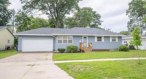 1355 W Broadway Ave, Muskegon, MI 49441