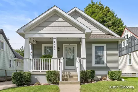 2030 Clifton Ave, Lansing, MI 48910