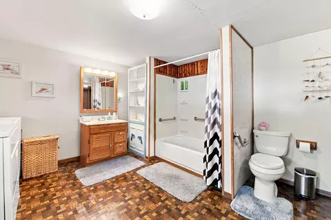 Bath - 204 Lathrop Ave, Algonac, MI 48001 photo 1 of 1