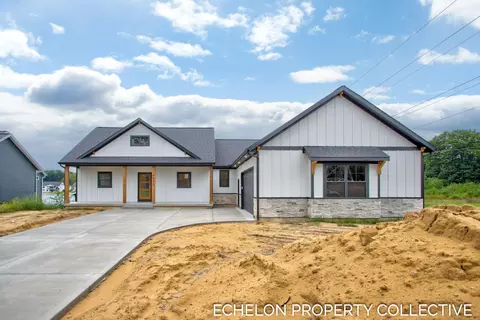 4649 Hidden Ridge Dr, Hudsonville, MI 49426