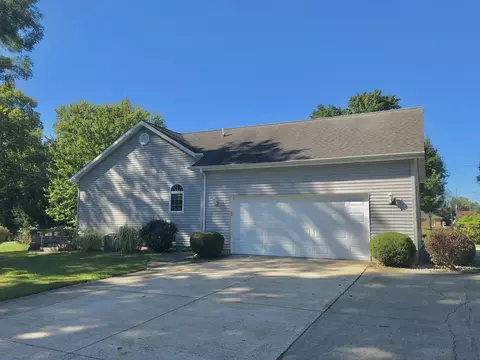 Exterior - 280 E Water St, Constantine, MI 49042 photo 2 of 4
