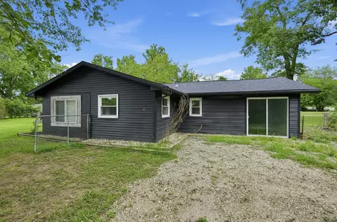 Exterior - 58730 Ash Rd, Three Rivers, MI 49093 photo 4 of 6