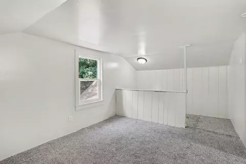 Bedroom - 310 Locust St, Marshall, MI 49068 photo 4 of 4