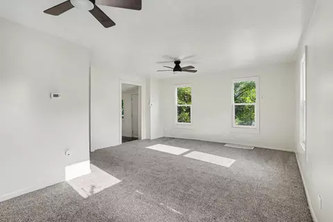 Living - 310 Locust St, Marshall, MI 49068 photo 1 of 4