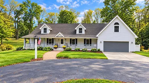 7612 St Marys Lake Rd, Battle Creek, MI 49017