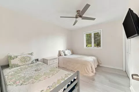 Bedroom - 10226 Tomkinson Dr, Scotts, MI 49088 photo 4 of 5