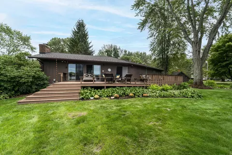 Exterior - 10226 Tomkinson Dr, Scotts, MI 49088 photo 5 of 13