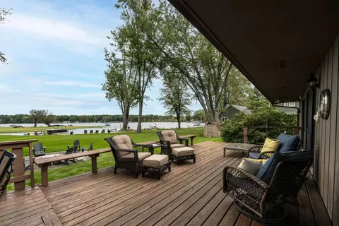 Exterior - 10226 Tomkinson Dr, Scotts, MI 49088 photo 2 of 13