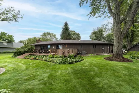 Exterior - 10226 Tomkinson Dr, Scotts, MI 49088 photo 6 of 13
