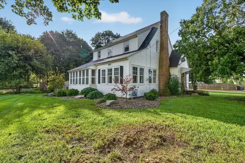 Exterior - 442 Riverview Dr, Plainwell, MI 49080 photo 1 of 10