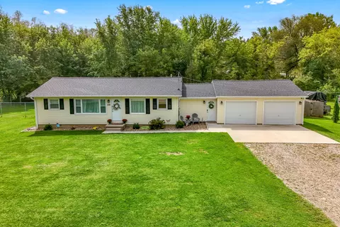 Exterior - 109 Boadway St, Spring Arbor, MI 49283 photo 2 of 8