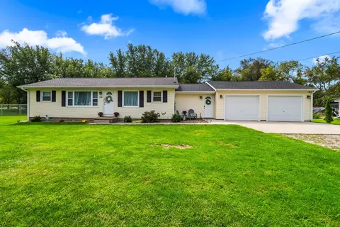 Exterior - 109 Boadway St, Spring Arbor, MI 49283 photo 3 of 8