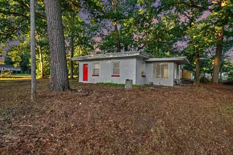 23008 Almy Rd, Howard City, MI 49329