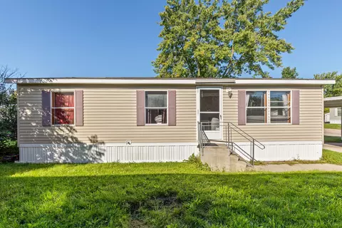 144 Fescue Dr SE, Kentwood, MI 49548