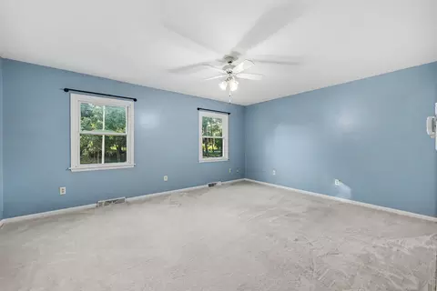Bedroom - 1337 Badgley Rd, Jackson, MI 49203 photo 4 of 5