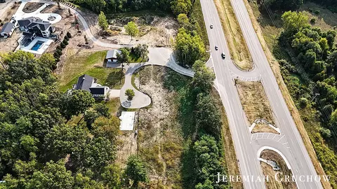 60 Ada Hills Drive, Ada, MI 49301 photo 9
