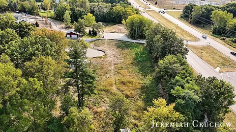 60 Ada Hills Drive, Ada, MI 49301 photo 8