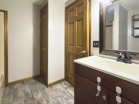 Bath - 1117 9th St, Plainwell, MI 49080 photo 2 of 4
