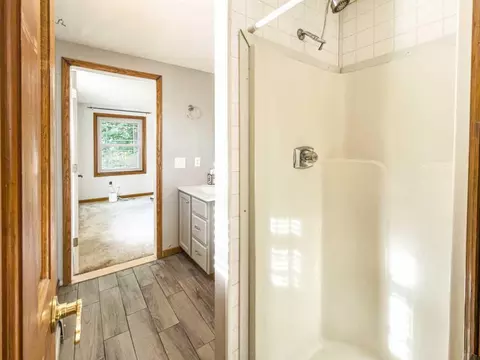 Bath - 1117 9th St, Plainwell, MI 49080 photo 4 of 4