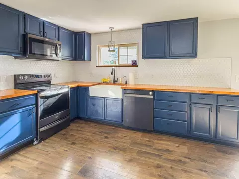Kitchen - 1117 9th St, Plainwell, MI 49080 photo 1 of 3