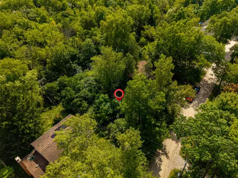 2725 Kimberley Rd, Ann Arbor, MI 48104