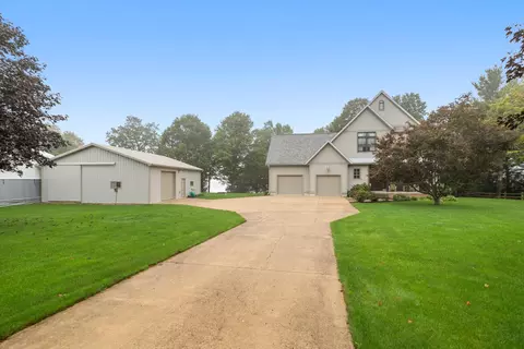 1177 Rustic Hills Dr, Union City, MI 49094