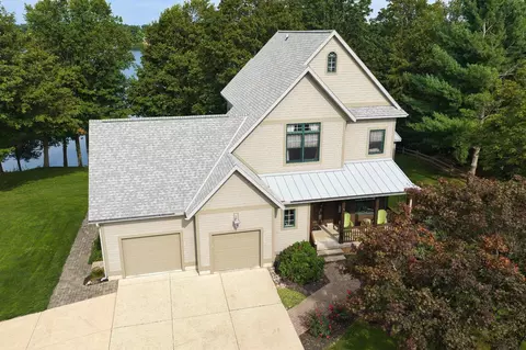 1177 Rustic Hills Dr, Union City, MI 49094