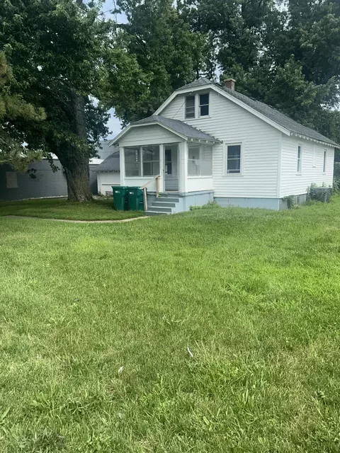 827 Golden Ave, Battle Creek, MI 49014