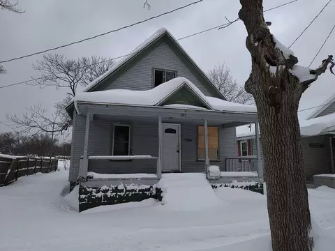 897 Turner Ave, Muskegon, MI 49442