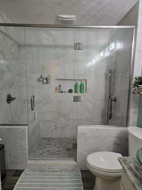 Bath - 5906 Wolf Lake Rd, Grass Lake, MI 49240 photo 2 of 2