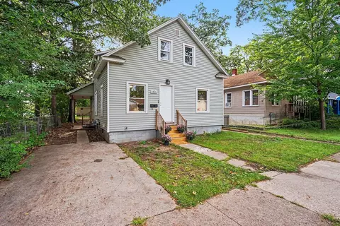 1826 Mc Ilwraith St, Muskegon, MI 49442