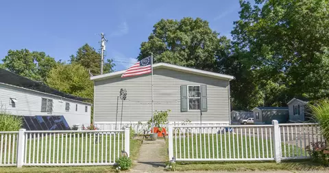 2 Powell St, Battle Creek, MI 49014