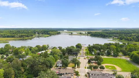View/Area - 36 Union St, Douglas, MI 49406 photo 6 of 8