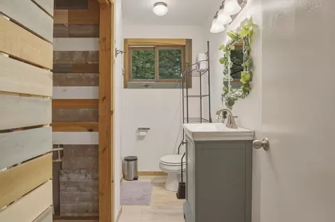 Bath - 6504 E 12th St, White Cloud, MI 49349 photo 1 of 3