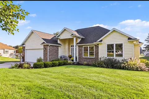 12 Hawksbury Pt, Battle Creek, MI 49014